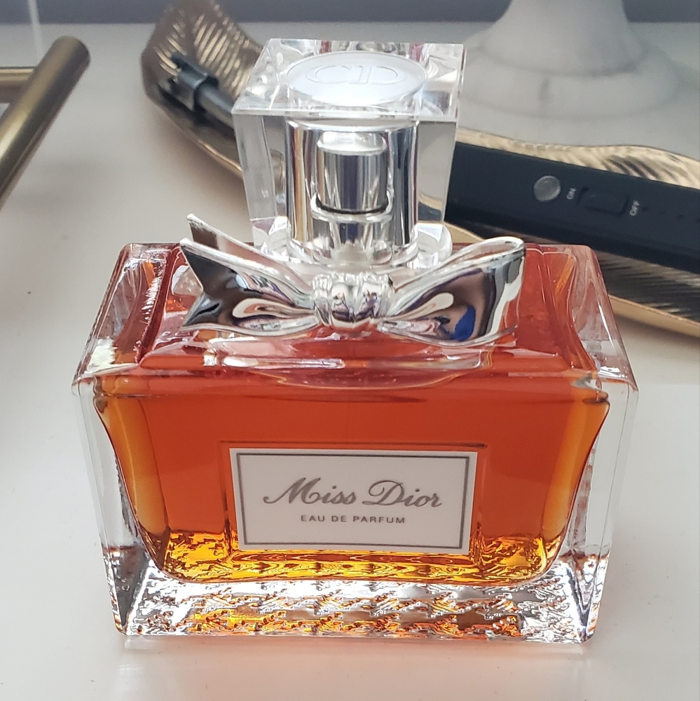 Miss Dior Eau de Parfum 3.4oz